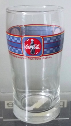 351007 € 5,00 coca cola glas USA rand van blauwe blokjes.jpeg